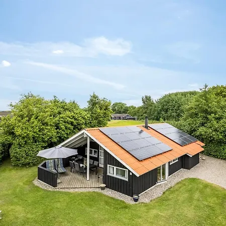 Ljubinko - 300m From The Sea By Interhome